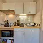 Апартаменты Renove Avec Balcon, Parking Et Animaux Acceptes - Fr-1-841-18 Барботан-ле-Терм
