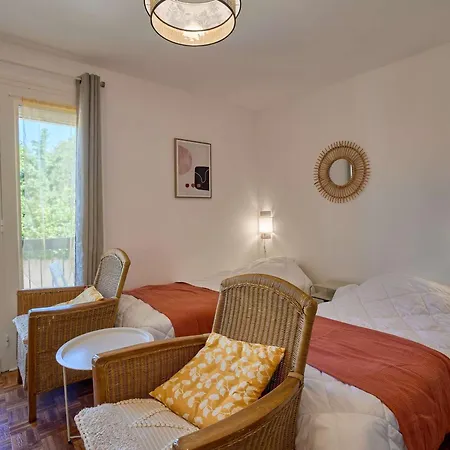 Appartement Renove Avec Balcon, Parking Et Animaux Acceptes - Fr-1-841-18