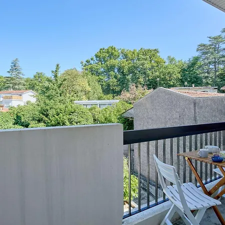 Апартаменты Renove Avec Balcon, Parking Et Animaux Acceptes - Fr-1-841-18 Барботан-ле-Терм