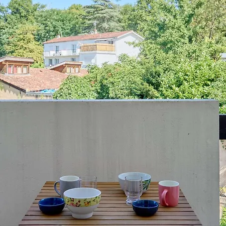 Renove Avec Balcon, Parking Et Animaux Acceptes - Fr-1-841-18 Барботан-ле-Терм